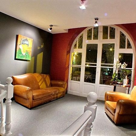 Hotel 19'Cent Le Creusot Esterno foto