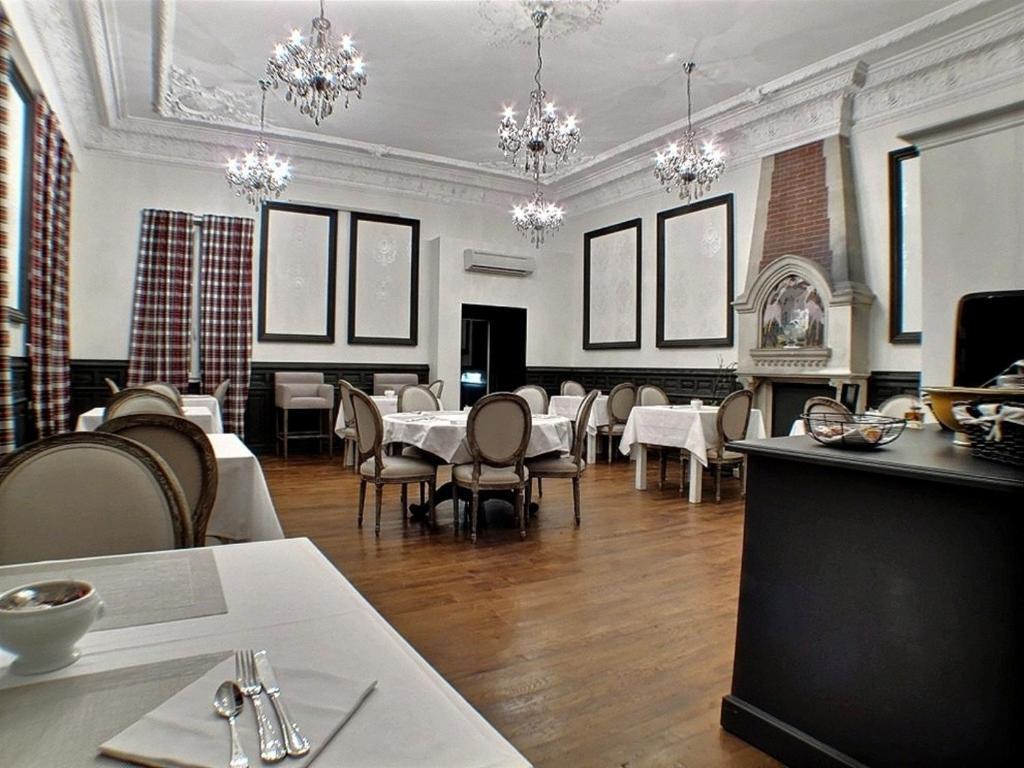 Hotel 19'Cent Le Creusot Esterno foto