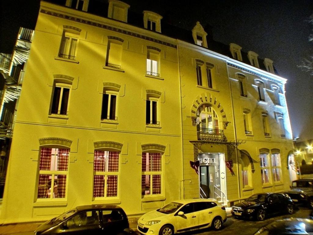 Hotel 19'Cent Le Creusot Esterno foto