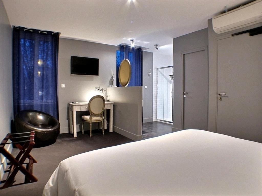 Hotel 19'Cent Le Creusot Camera foto